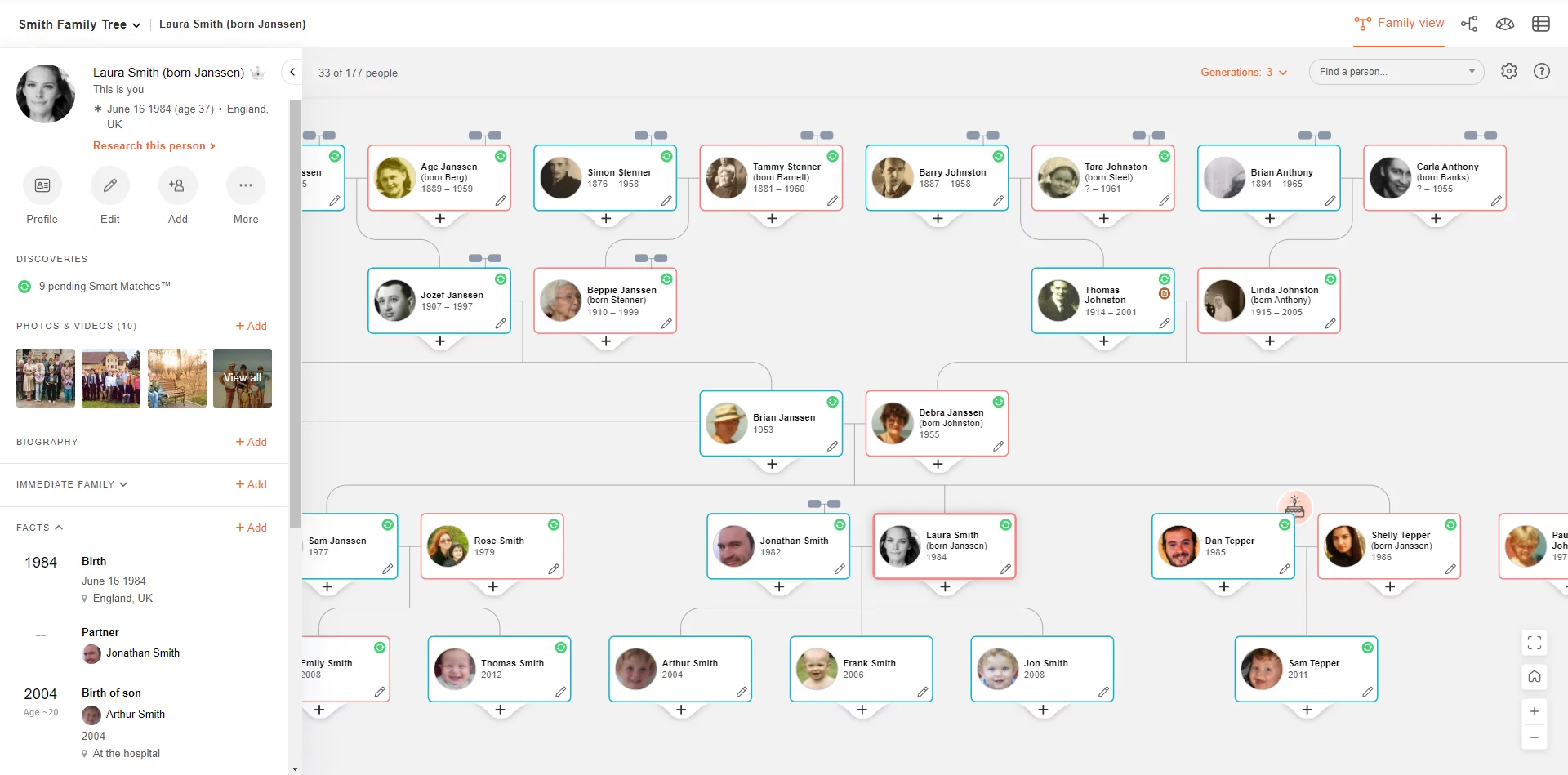 Family view screenshot on MyHeritage - how to make a family tree